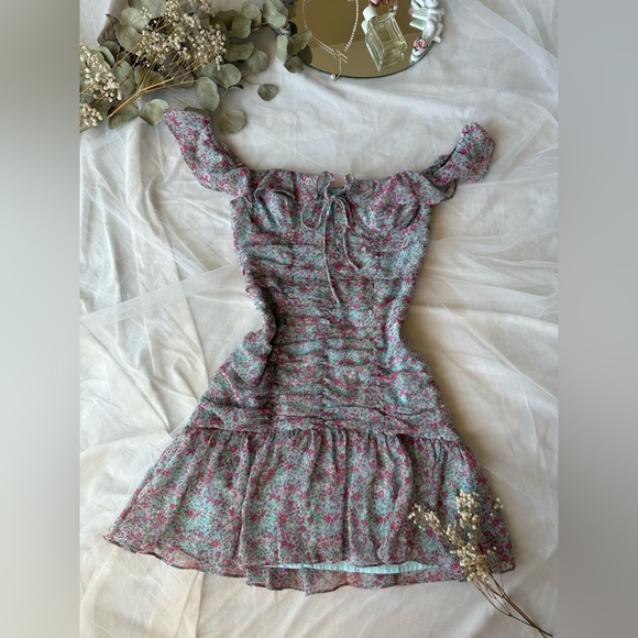 ASTR the Label Floral Ruched Ruffle Mini Dress - Picture 4 of 7